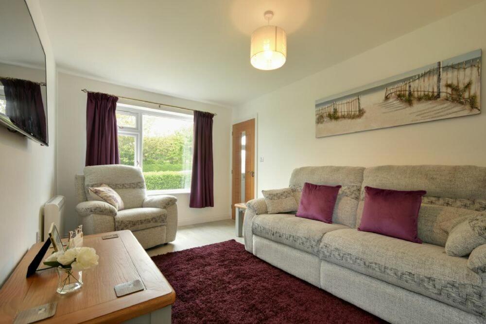 The Chevy Villa Seahouses Exterior photo